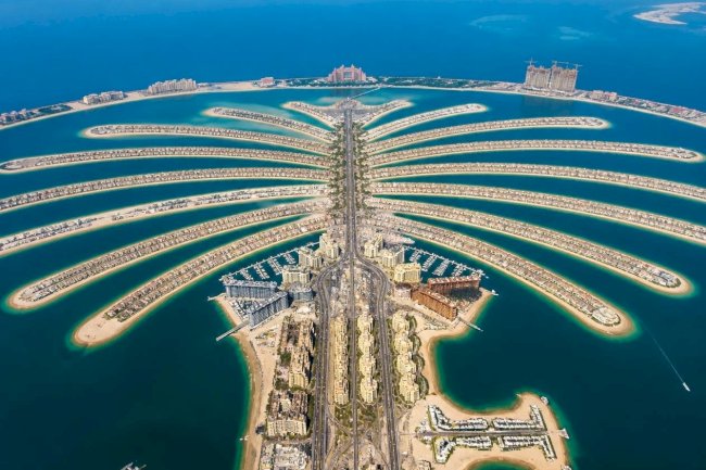Why Family Offices Are Diversifying Their Real Estate Portfolios Through Dubai?